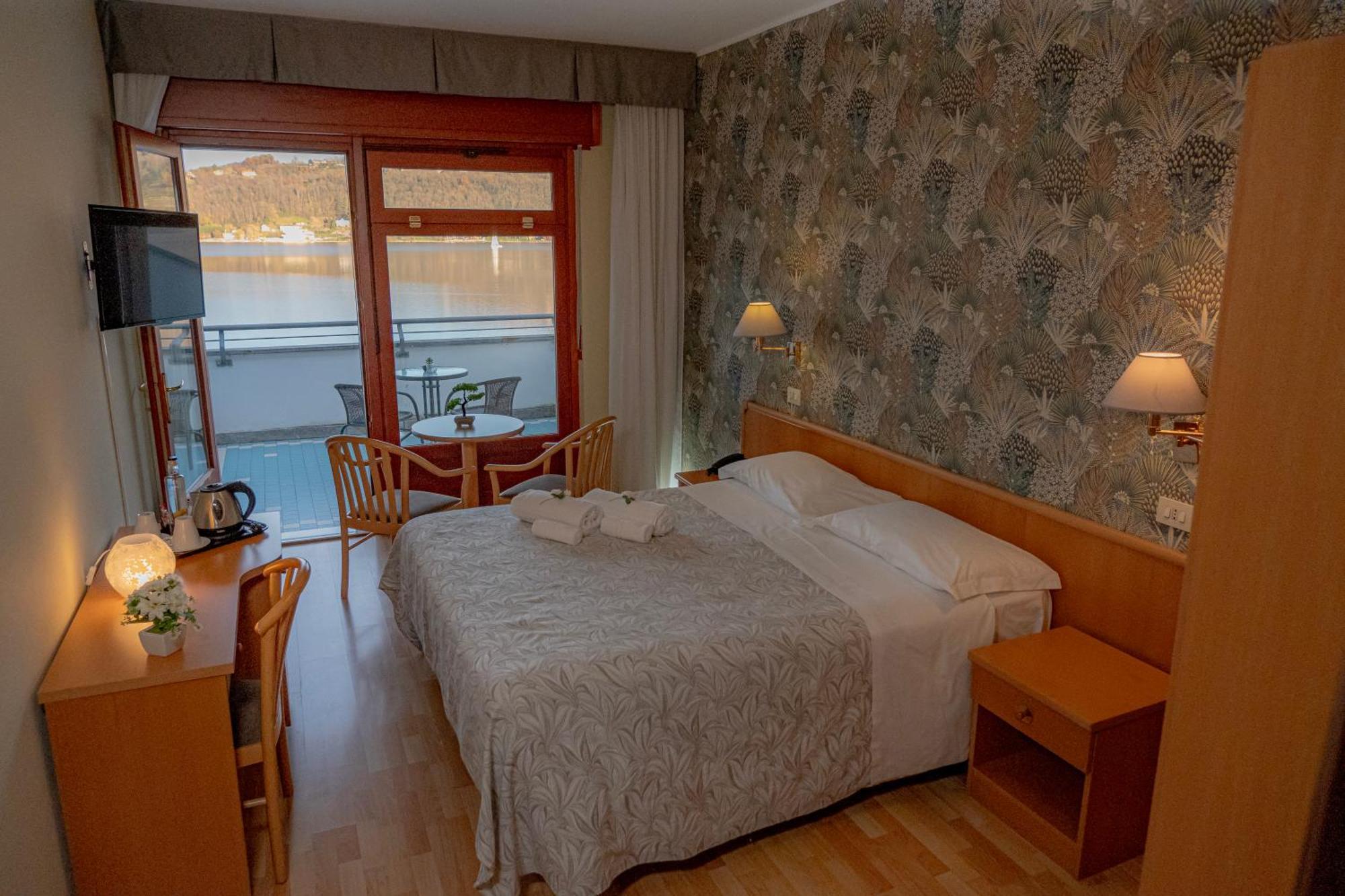Chalet Del Lago Hotel